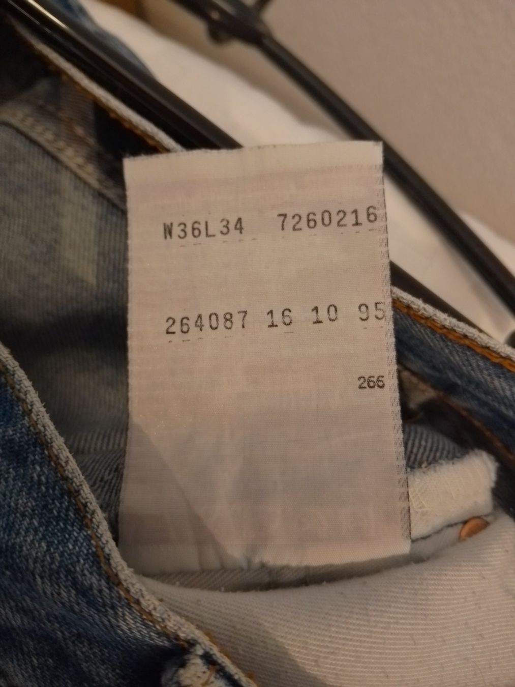 Levi's Jeans: Original Levi Strauss Jeans – Gebraucht aus Wichtrach von hof_99lp 3