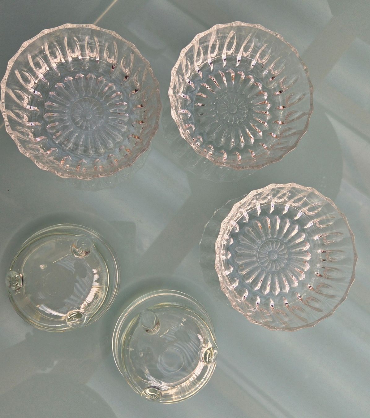 Bicchieri: Glas Schälchen Set 3 x mit Kristallmuster – Usato da Pratteln venduto da Barfuss999 1