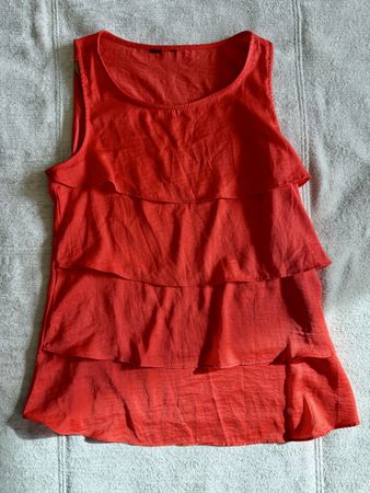 Top / Haut / Débardeur rouge 1.2.3, taille M, été, volants