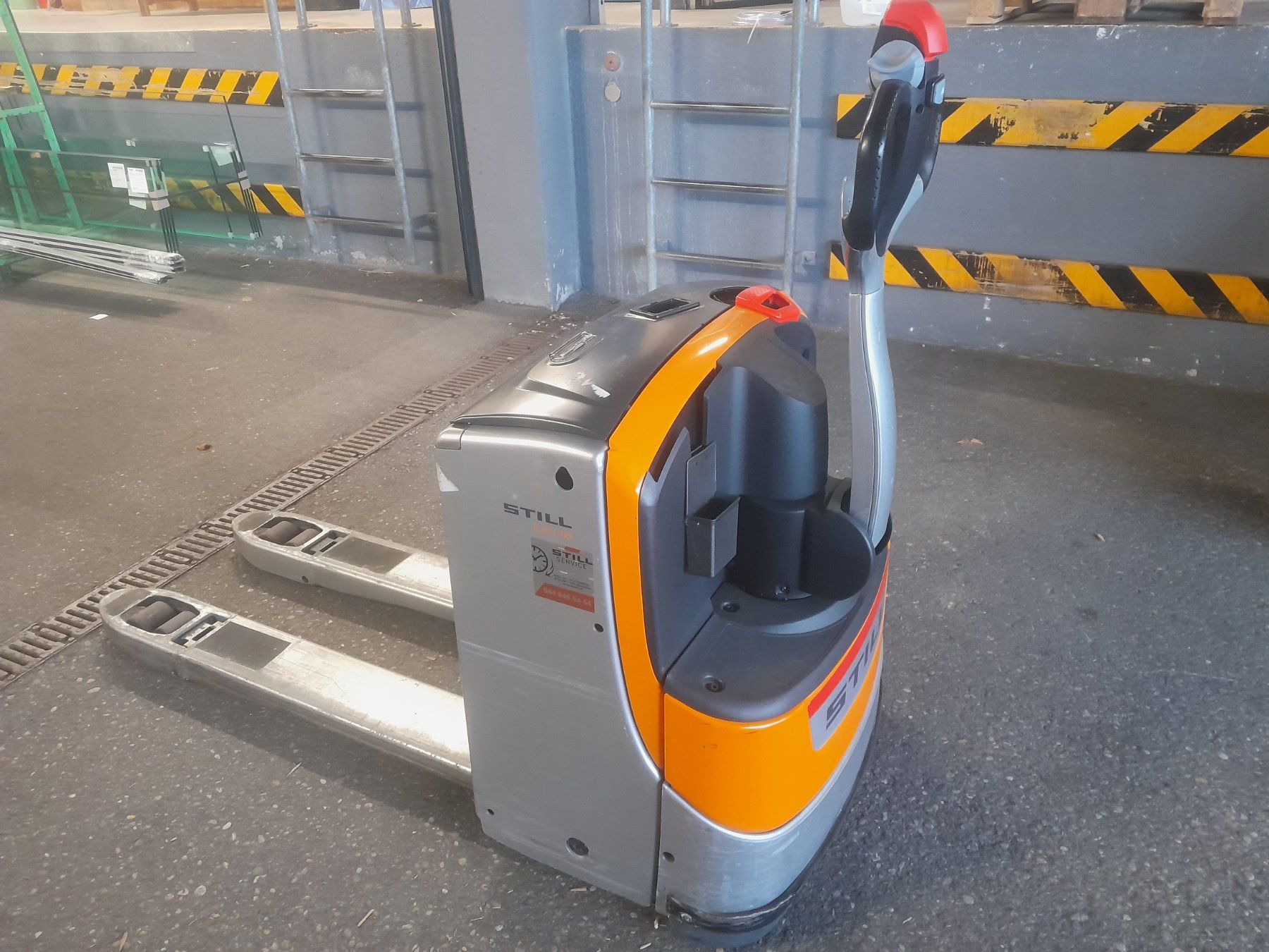 Still Gabelstapler & Hubwagen: Niederhubwagen Still EXU 16, Stapler – Gebraucht aus Steg im Tösstal von a-techservice