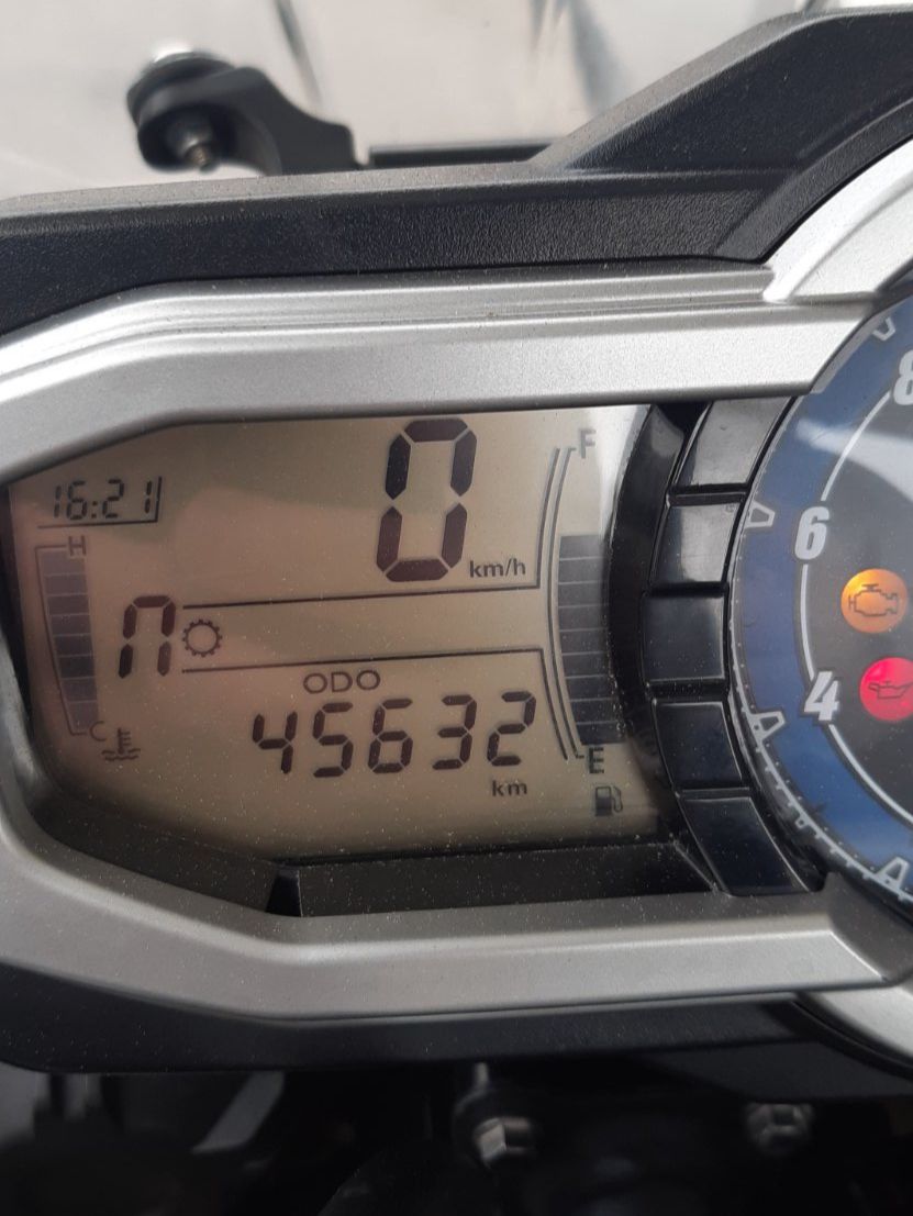 Triumph Touring: Triumph Tiger 800 ABS – Usato da Collombey venduto da sophie2008 9