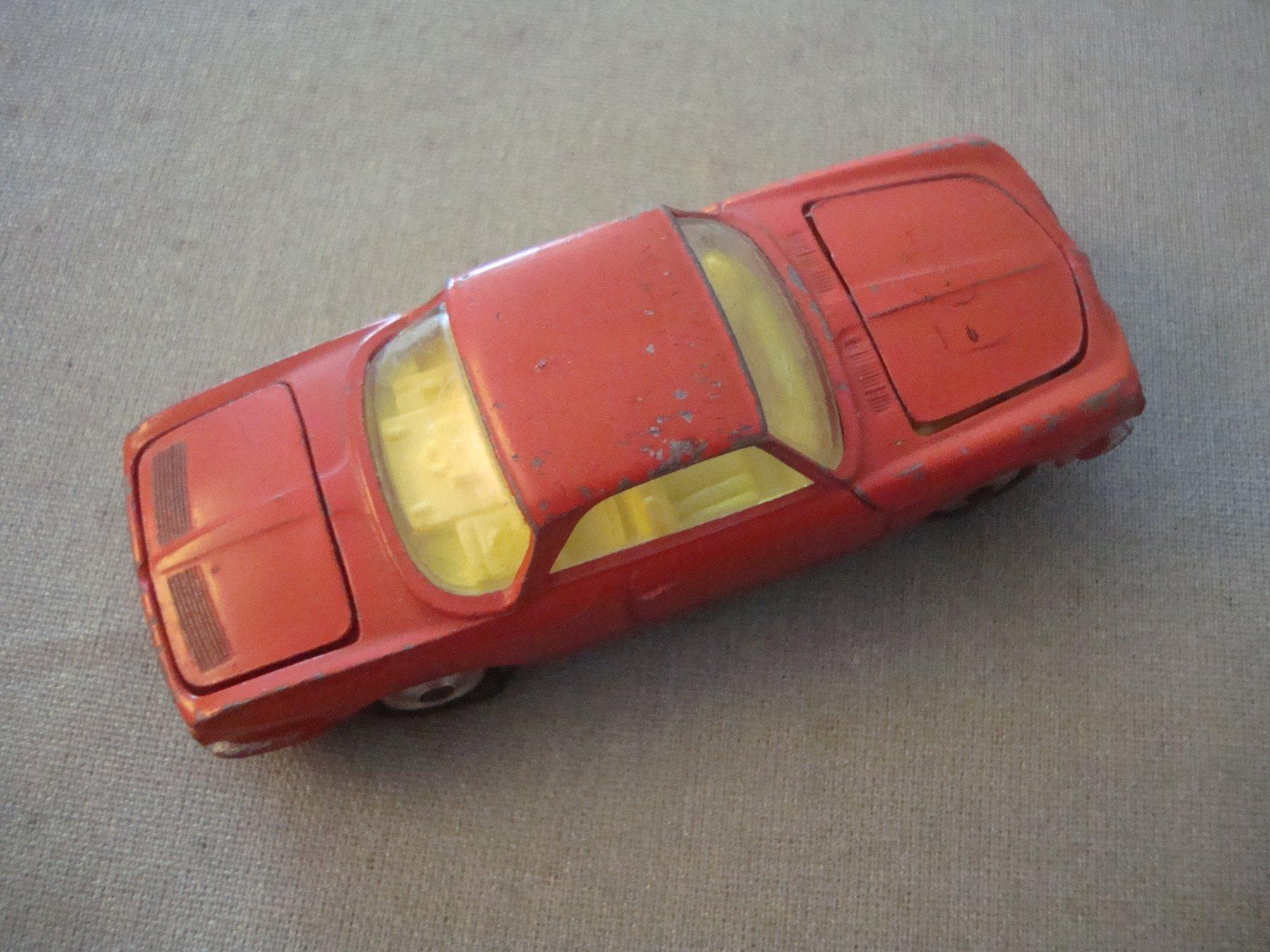 Corgi Toys - VW 1500 Karmann Ghia - ROT - Vintage (Gebraucht) in