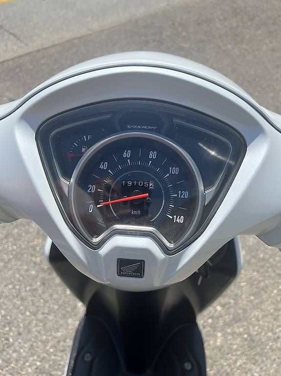 Scooter: HONDA VISION 110cc – Usato da Meyrin venduto da jpsd 1