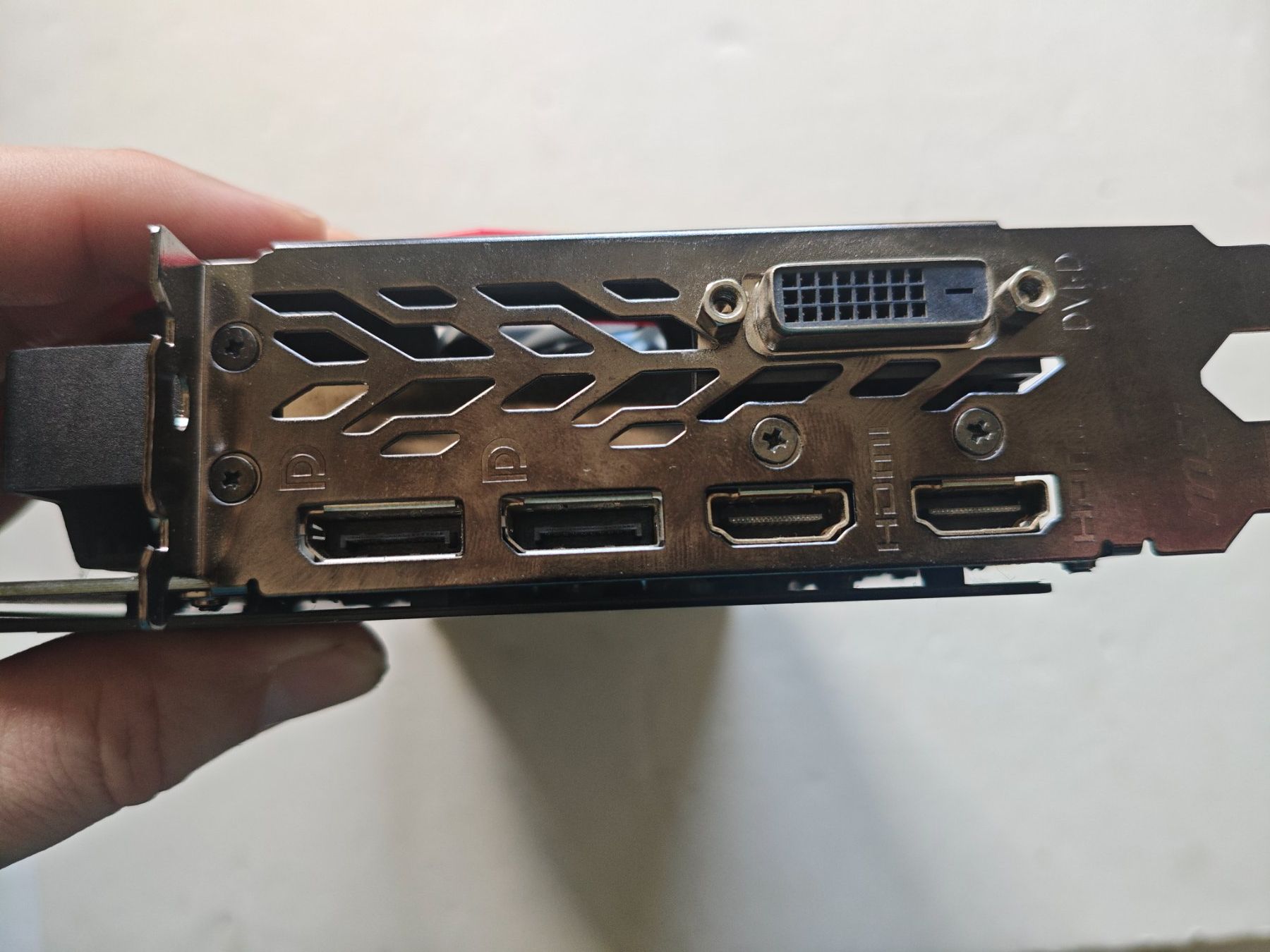 Amd Schede grafiche: MSI GeForce RX 580, 8GB – Usato da Dübendorf venduto da tho_v2cs 2
