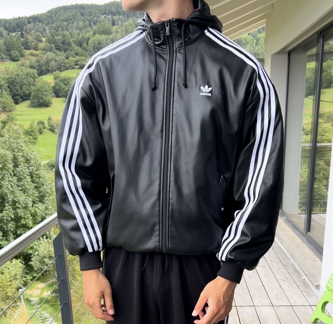Adidas Jacken: Adidas Boxy Faux Leather Jacket – Neu (gemäss Beschreibung) aus Bürchen von leo_66dc 5