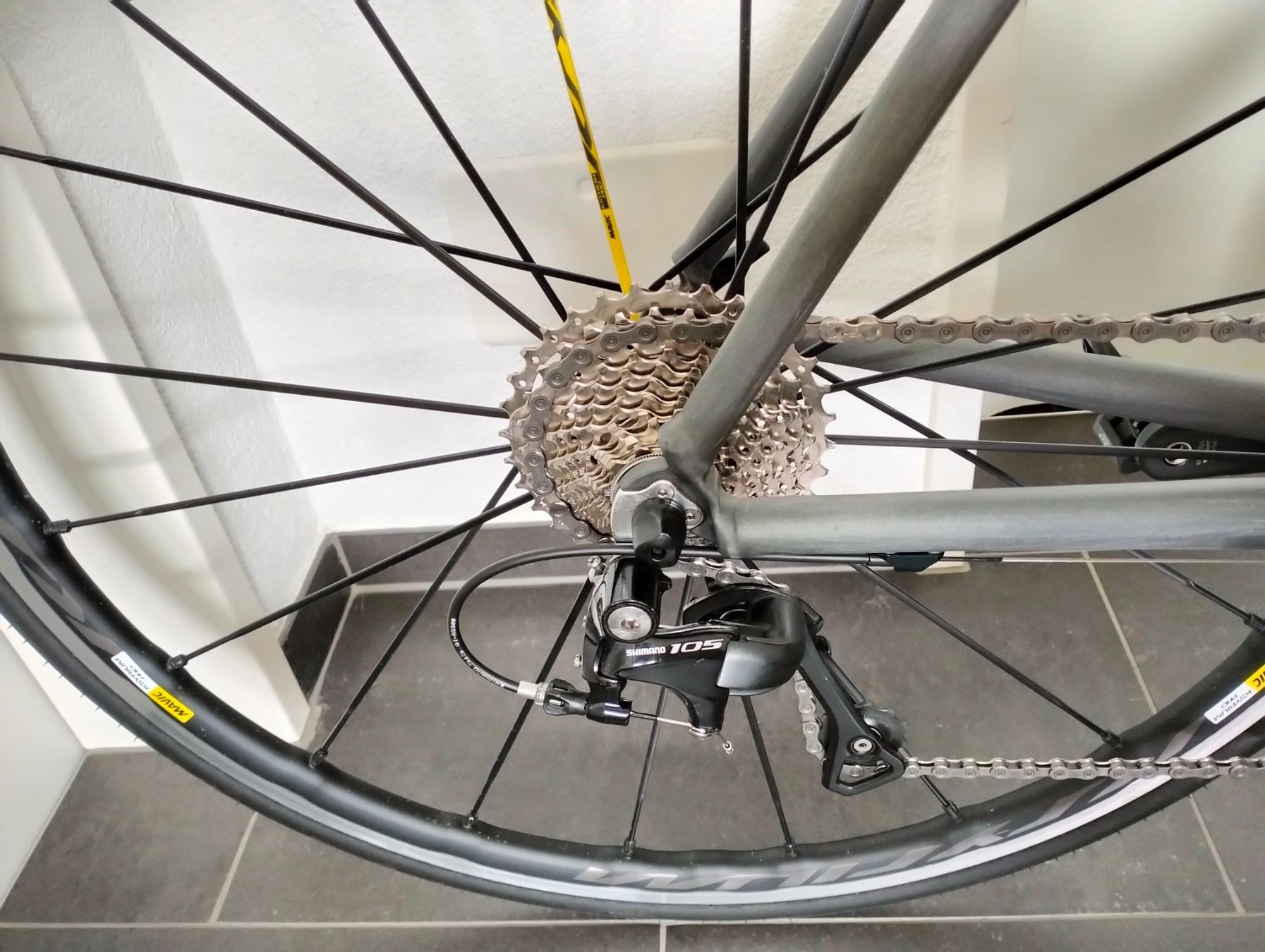 Vélos: Rennrad Rahmen mit Shimano Komponenten – D'occasion à Uster par KarlZH 2