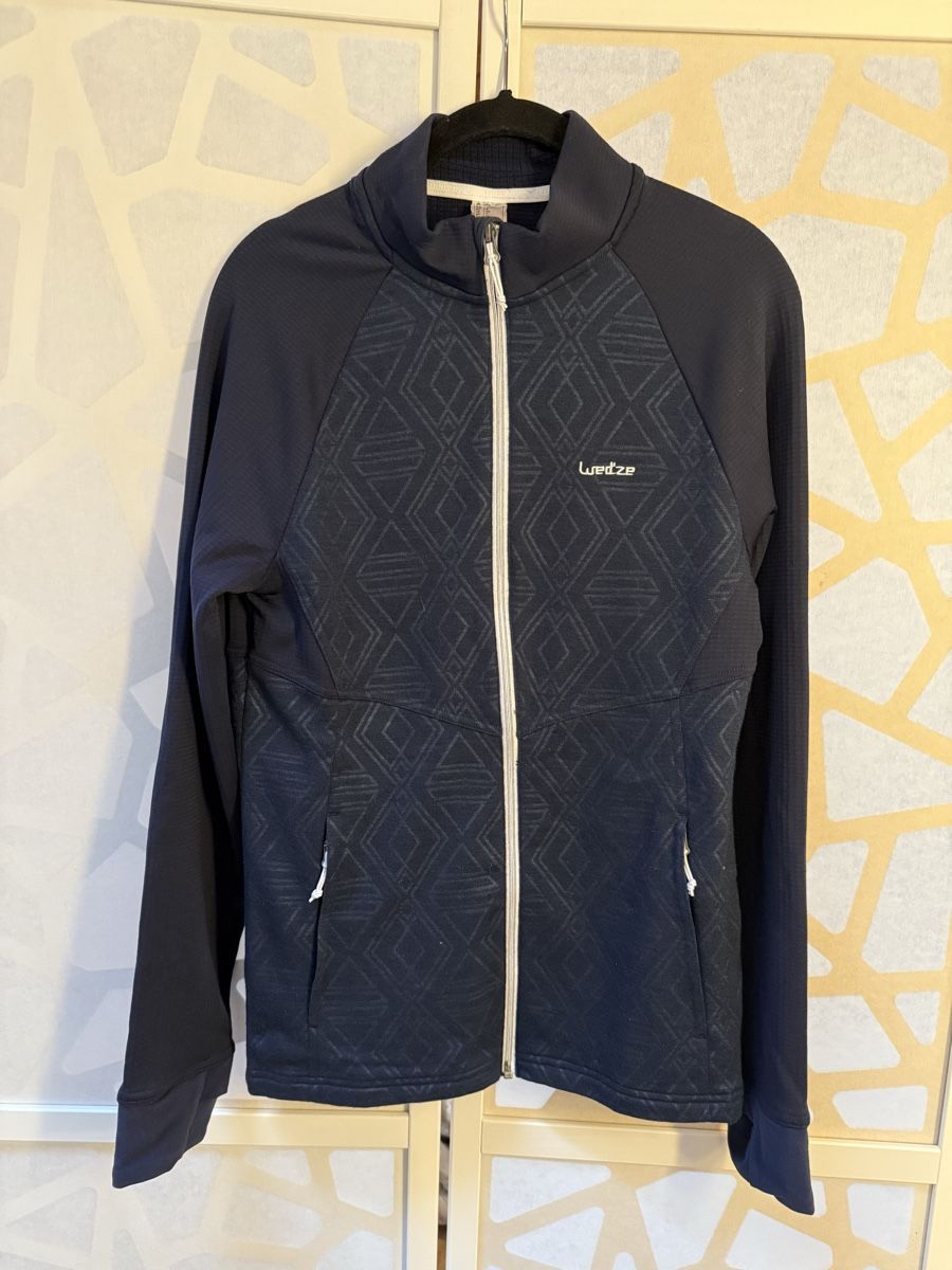 Decathlon Jacken: Great blue DECATHLON sports jacket. S – Neu (gemäss Beschreibung) aus Grund b. Gstaad von PlageNeigeplus