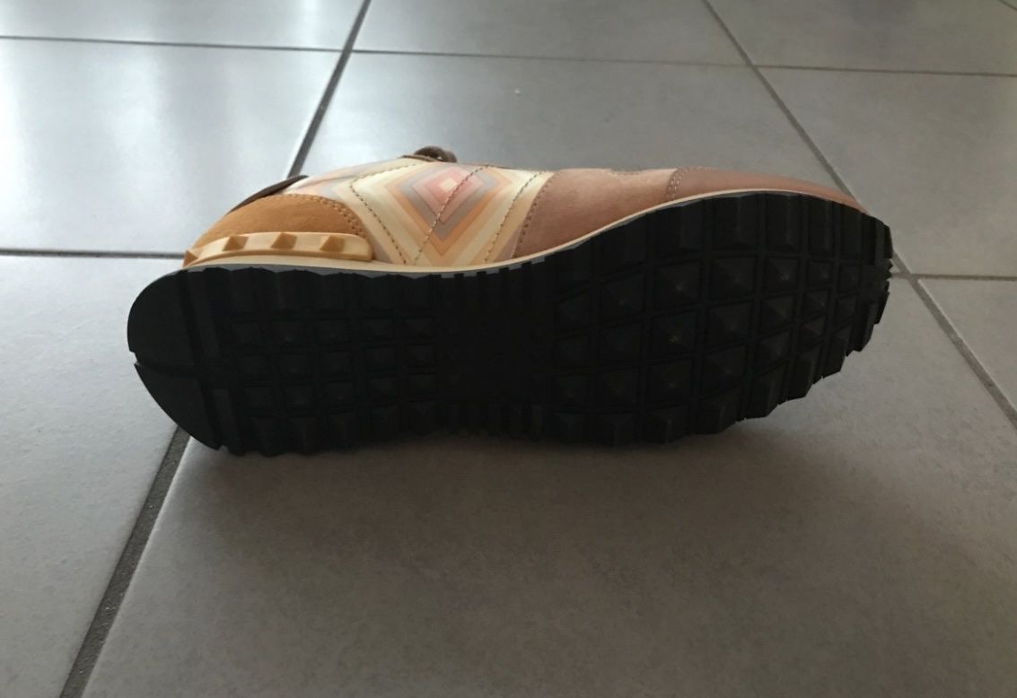 Valentino Scarpe da donna: Valentino Sneakers Donna Rockrunner 35.5 – Nuovo (secondo la descrizione) da Pazzallo venduto da DaniFi 4