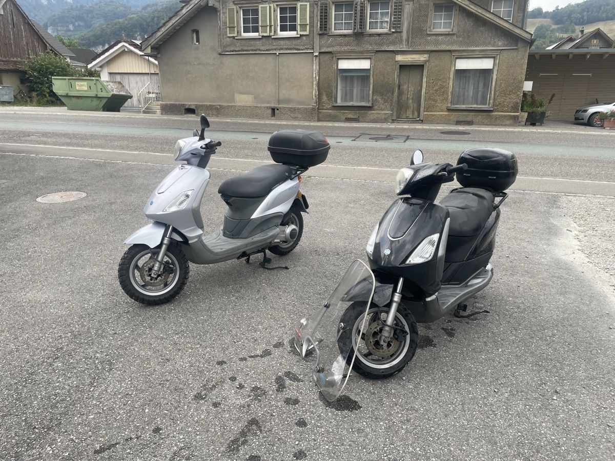 Piaggio Scooter: 2 x Piaggio Fly 125 – Usato da Oberriet SG venduto da Sandrainer 1