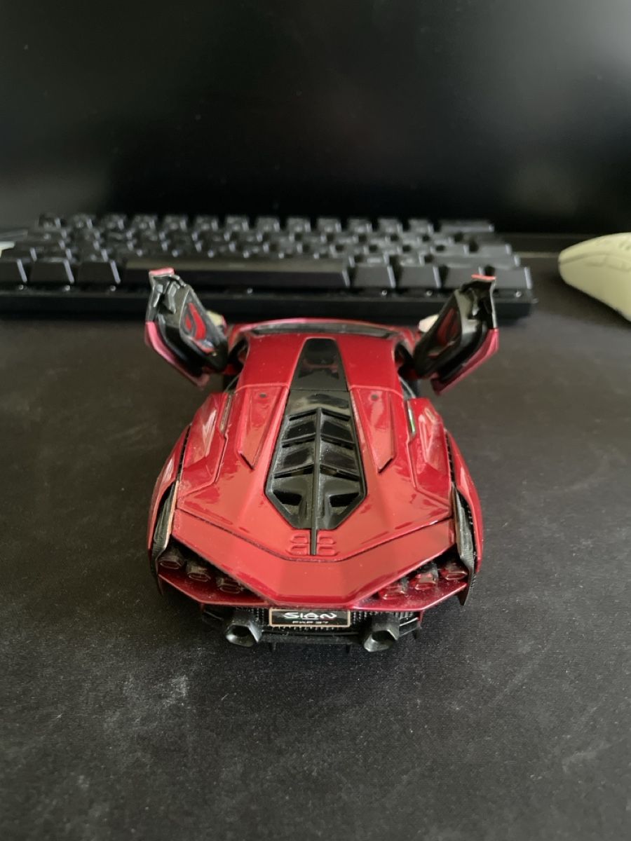 Bburago Modellini d'auto: Modellauto 1/24 Maisto und Burago – Usato da Muttenz venduto da bem_feito 2