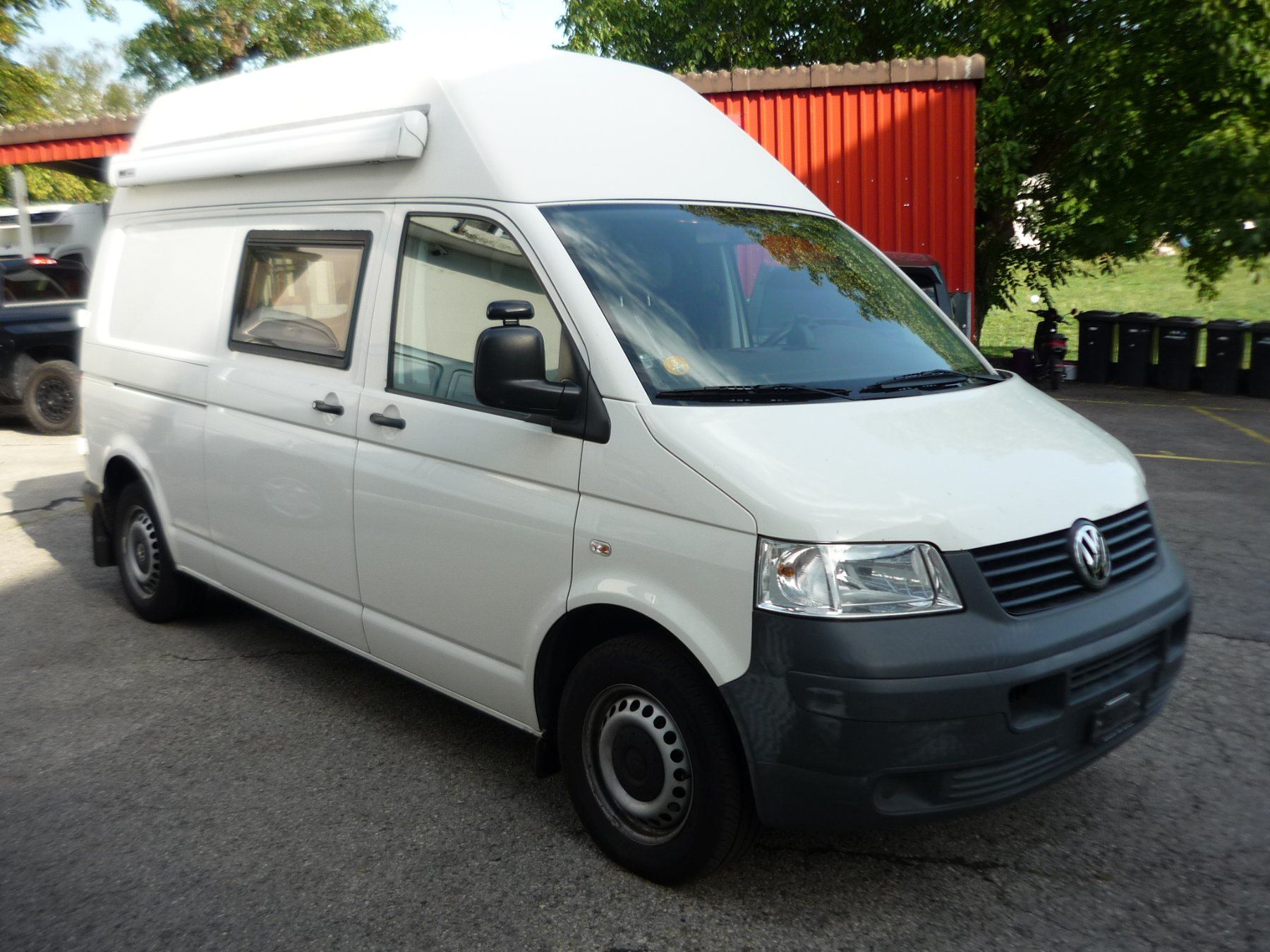 VW Veicoli commerciali: VW T5 Hochdach 4Motion – Difettoso da Kerzers venduto da ernst1234 1