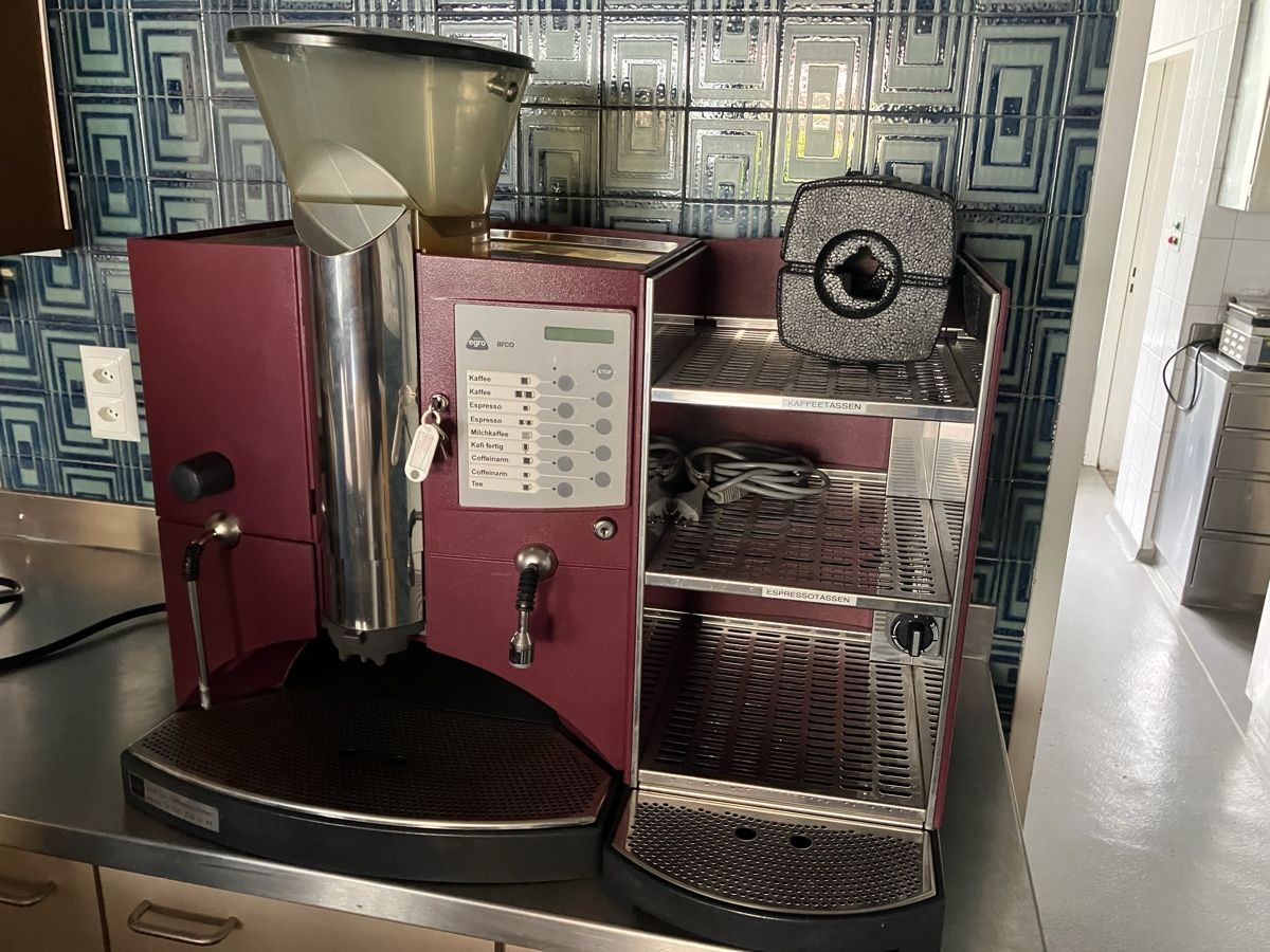 Machines à café & Machines à expresso: Kaffeevollautomat EGRO ARCO – D'occasion à Gempen par westimmo