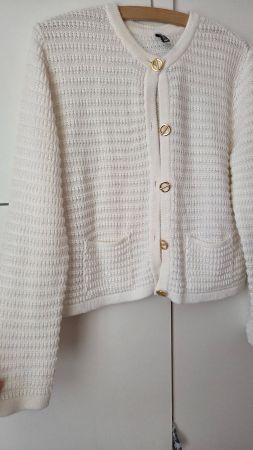 Strickjacke mit Goldfarbigen Knöpfen M 40 42