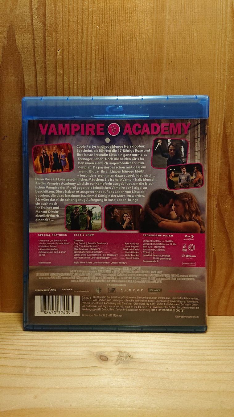 Alle DVDs: VAMPIRE ACADEMY Blu-Ray – Gebraucht aus Wilderswil von Exebub 1