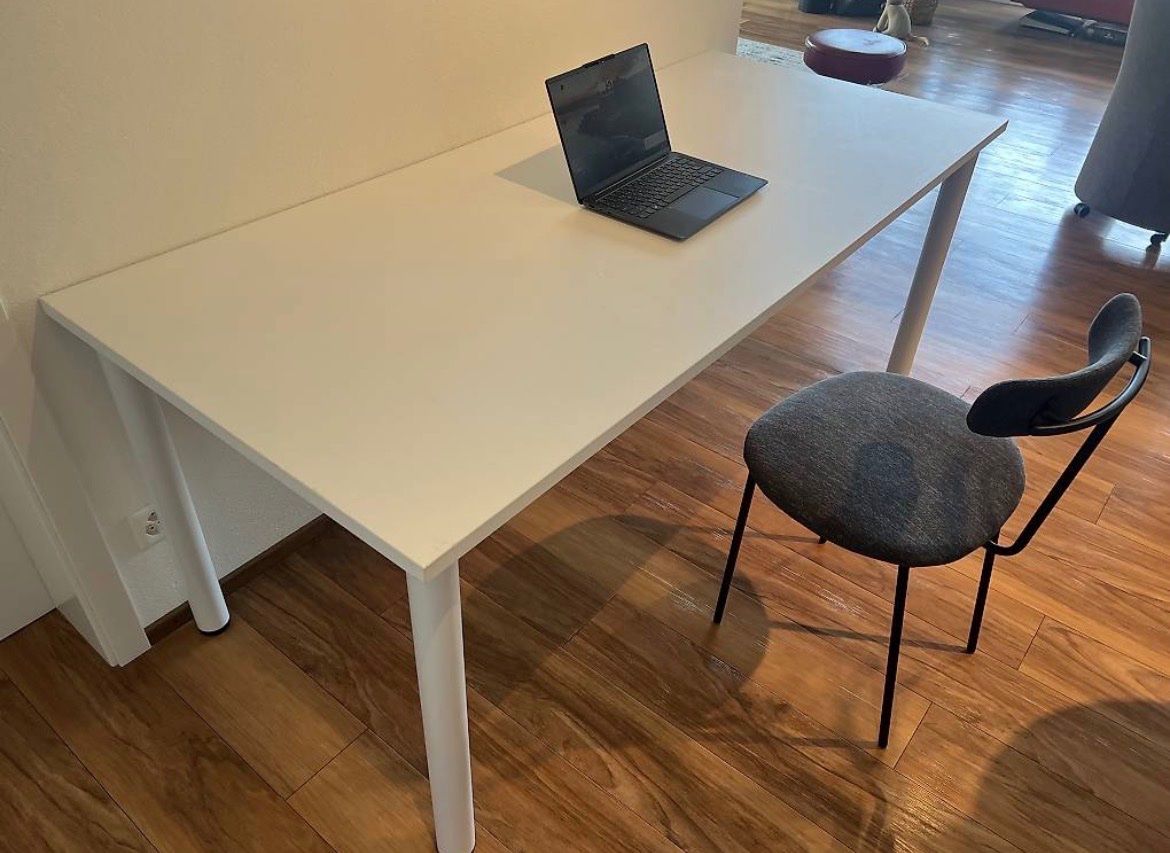 Tables: Ess- oder Bürotisch 80x180cm weiss – D'occasion à Wangen SZ par mha_j9rz