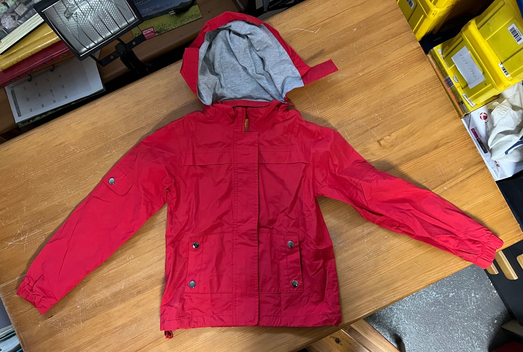 Jacken & Mäntel: Mädchen Regenjacke, Gr. 140 – Gebraucht aus Adliswil von Myxin