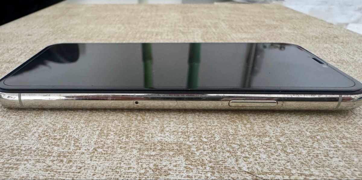 Apple Telefoni cellulari / Smartphones: iPhone 11 Pro, 256 GB, weiss – Usato da Kriens venduto da caschbu76 5