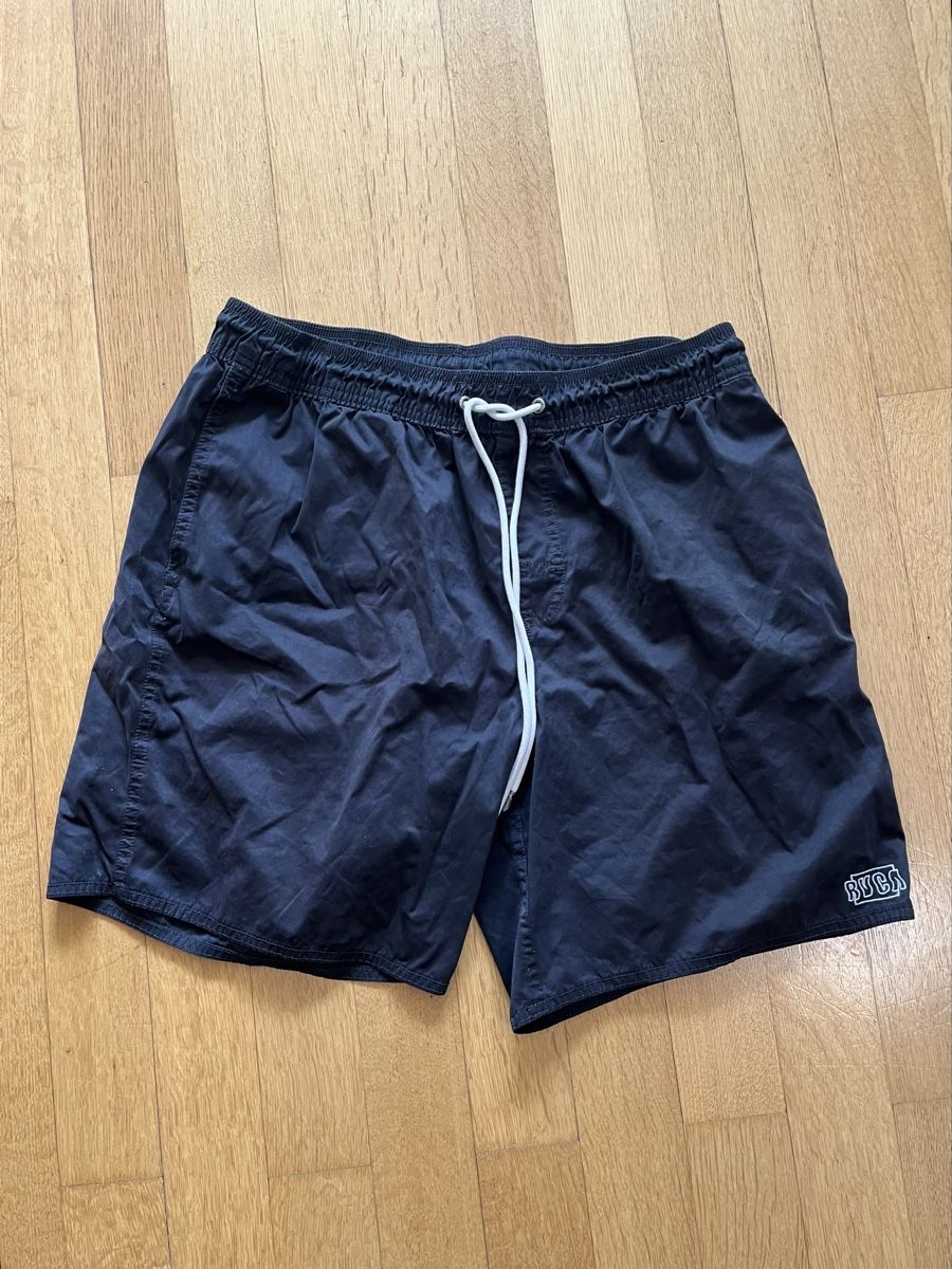 RVCA Hosen: Short RVCA XL noir homme – Gebraucht aus Bern von pie_mdk2