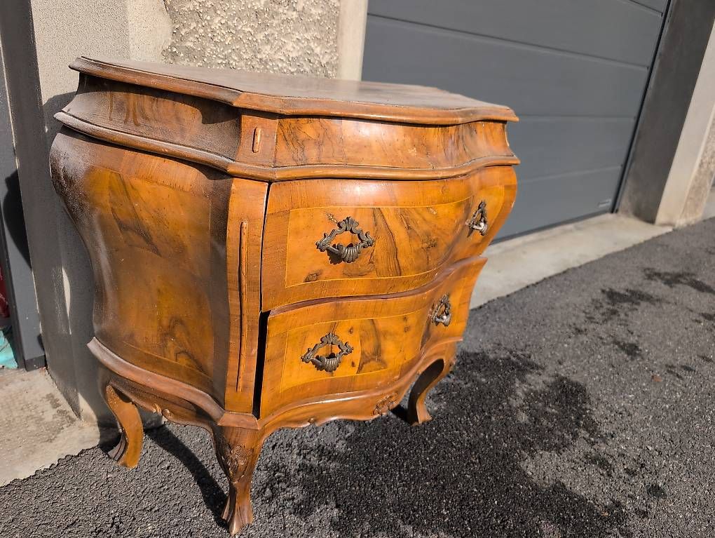 Kommoden: Commode ancienne  – Defekt aus La Chaux-de-Fonds von Mcleonita 4