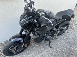 YAMAHA MT-09 (35 kw)