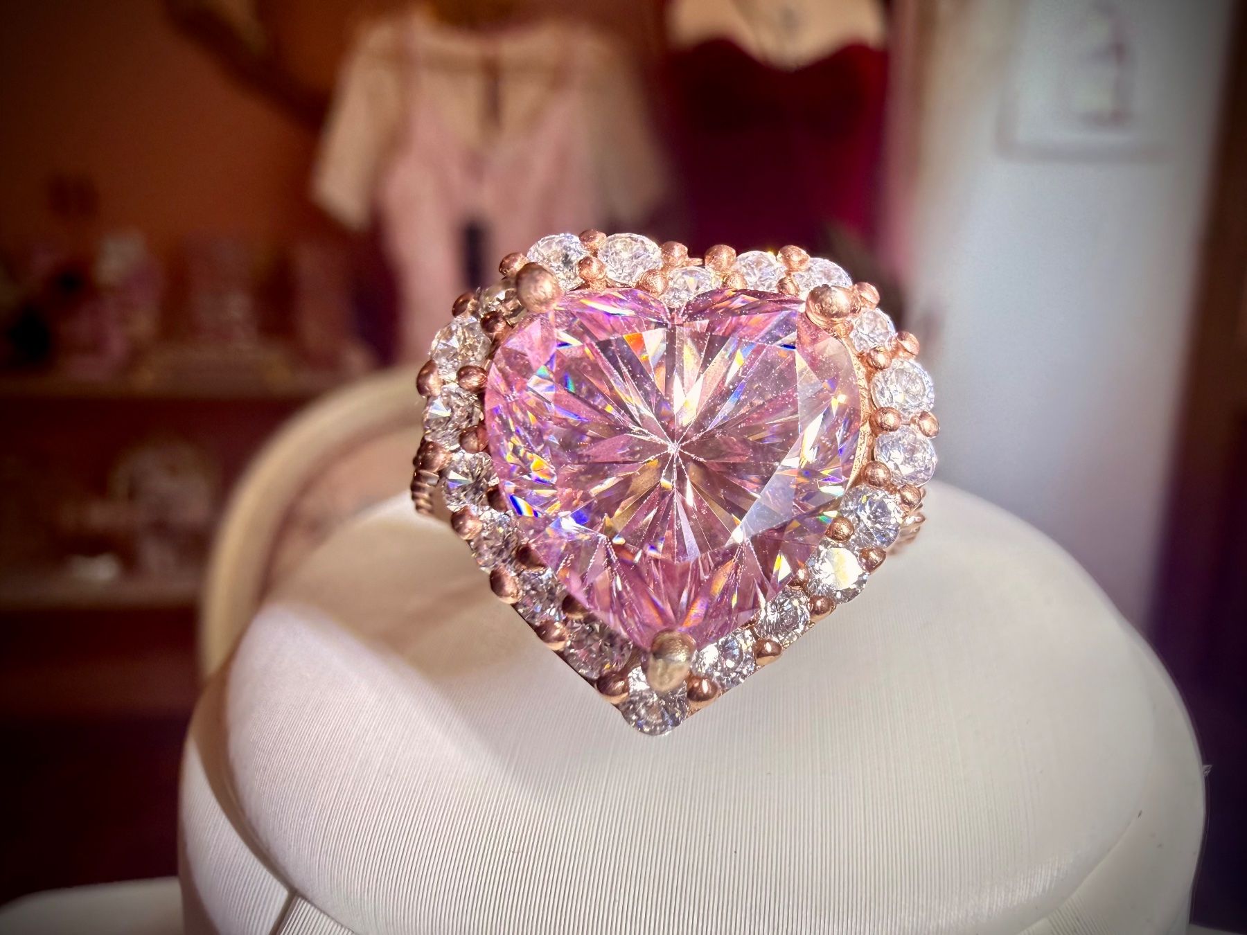 Ringe: Bague Moissanite Rose d’Exception – Neu und originalverpackt aus St-Maurice von Sandrinette123