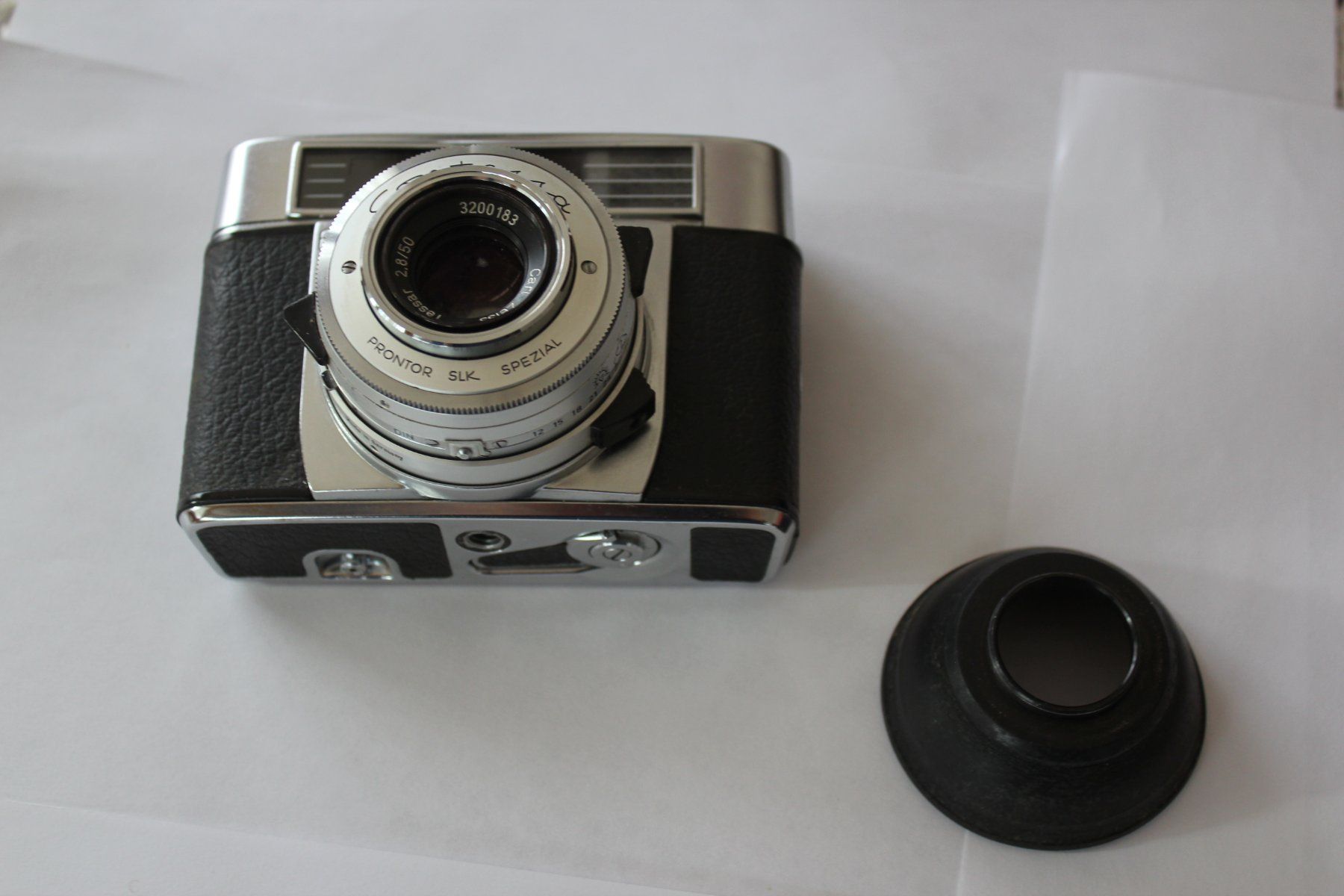 Zeiss Fotocamera: Zeiss Ikon  contessa 35 – Usato da Reinach AG venduto da hispo 1