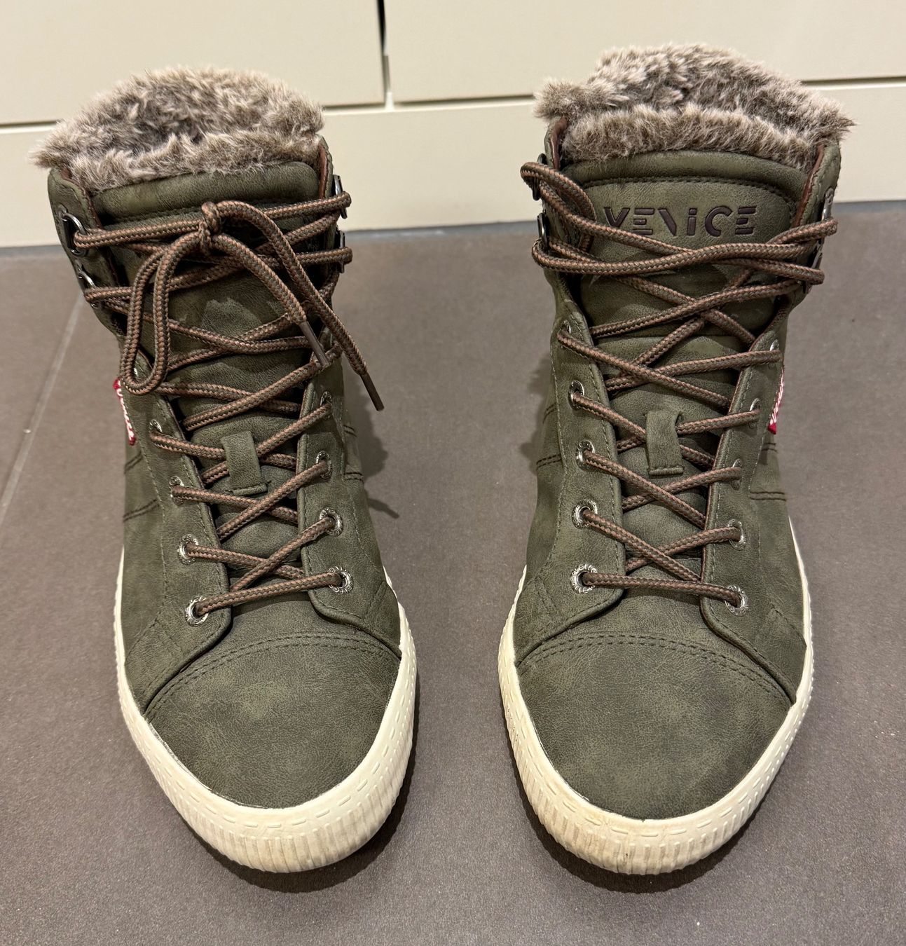 Scarpe da donna: Winter Schuhe von Venice - Grösse 39 – Nuovo (secondo la descrizione) da Altdorf UR venduto da Mini037 2