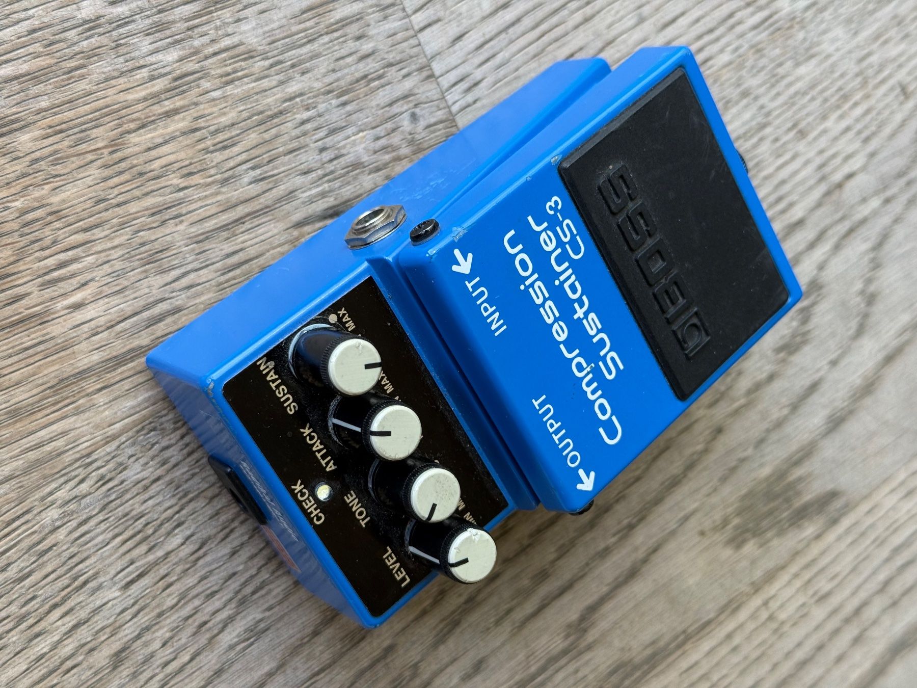Musikinstrumente: BOSS CS-3 COMPRESSION SUSTAINER – Neu und originalverpackt aus Cormondrèche von PerretGuillaume 2
