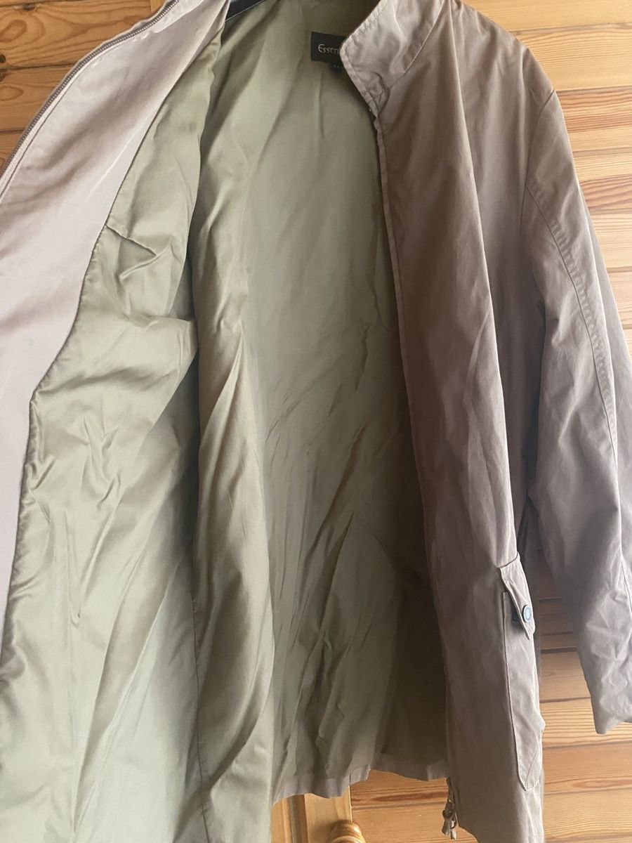 Jacken: Essentiel Jacke Grösse 44 – Gebraucht aus St Gallen von Berta343 4