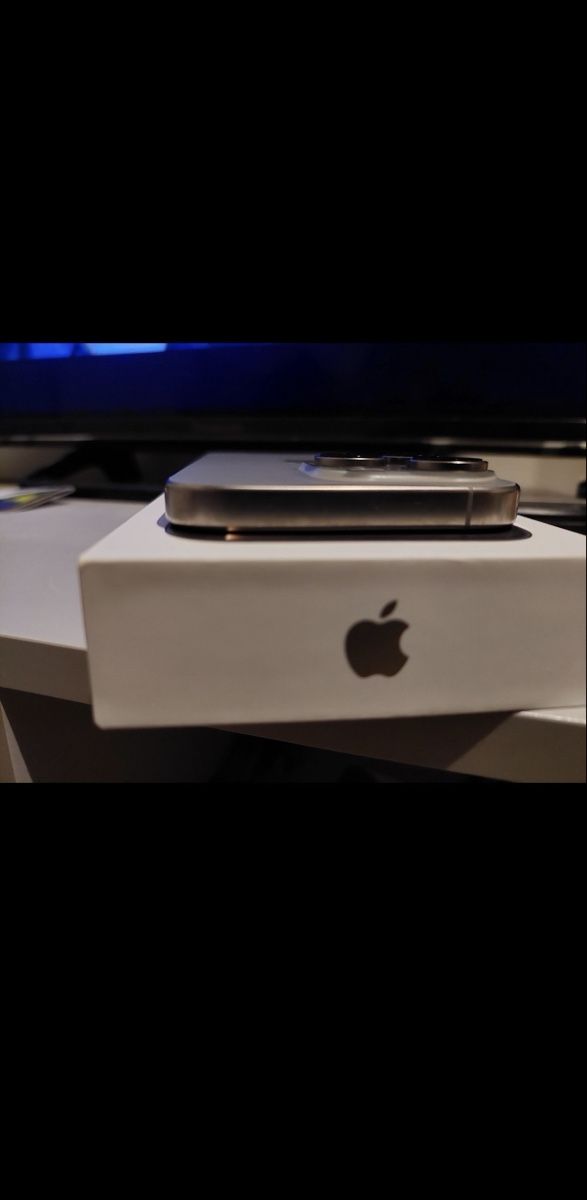Apple Telefoni cellulari / Smartphones: Iphone 16 Pro 128 GB – Nuovo (secondo la descrizione) da nebikon venduto da Marco2303 4