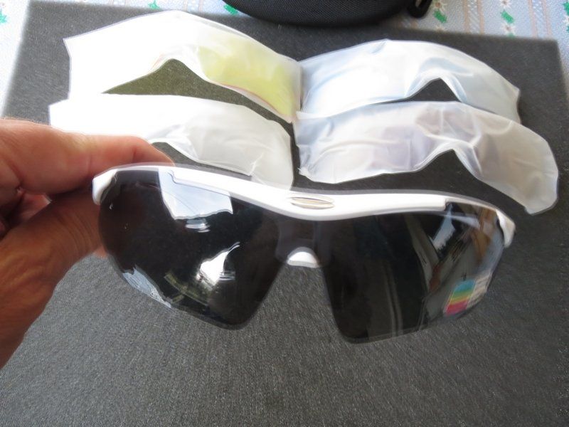 Brillen & Gläser: Sport-Sonnenbrille weiss – Neu und originalverpackt aus Olten von Maniac63 2