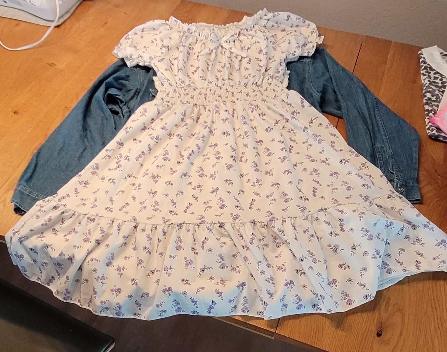 Lotti & Set di vestiti: Mädchen-Kleider-Paket 164/176/S – Usato da Flawil venduto da airport01