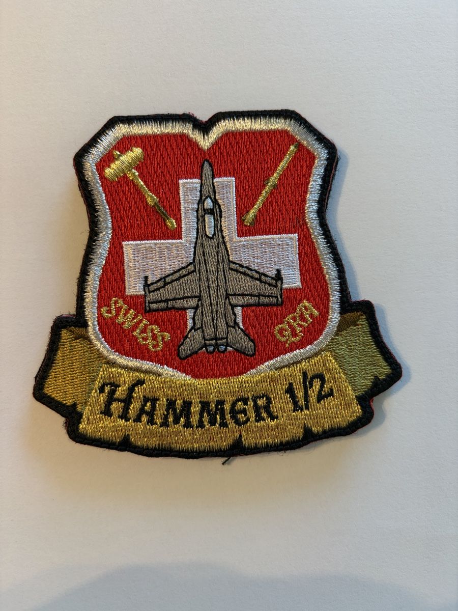 Armée suisse Plaquettes & Badges: HAMMER 1/2 patch  – D'occasion à Chamoson par Lio_Rey