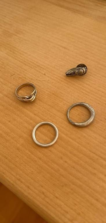 Broschen & Nadeln: Ringe/Brosche – Gebraucht aus Bern von fab_tx65
