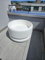 Grosser weisser Blumentopf ⌀ 90 cm 