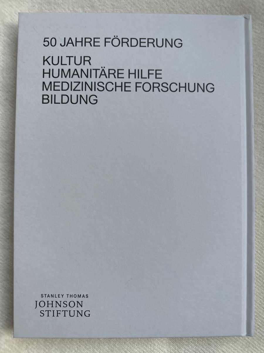 Bücher: Auftrieb- Die Geschichte der Stanley Thomas Johnson Stiftung – Neu und originalverpackt aus Bern von schnupka 1