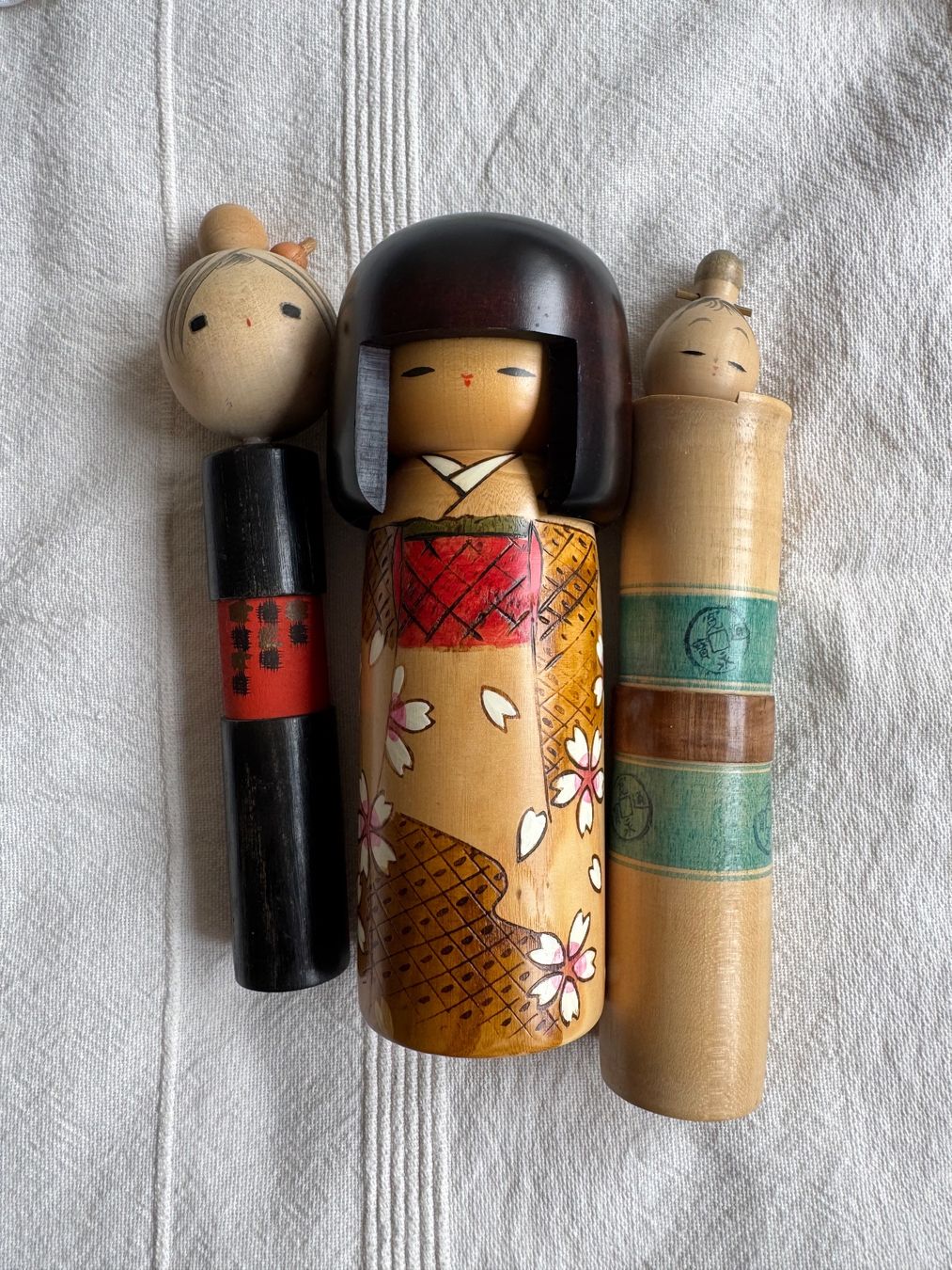 Statuette: 3 Kokeshi Puppen – Usato da Zürich venduto da nad_8tc8