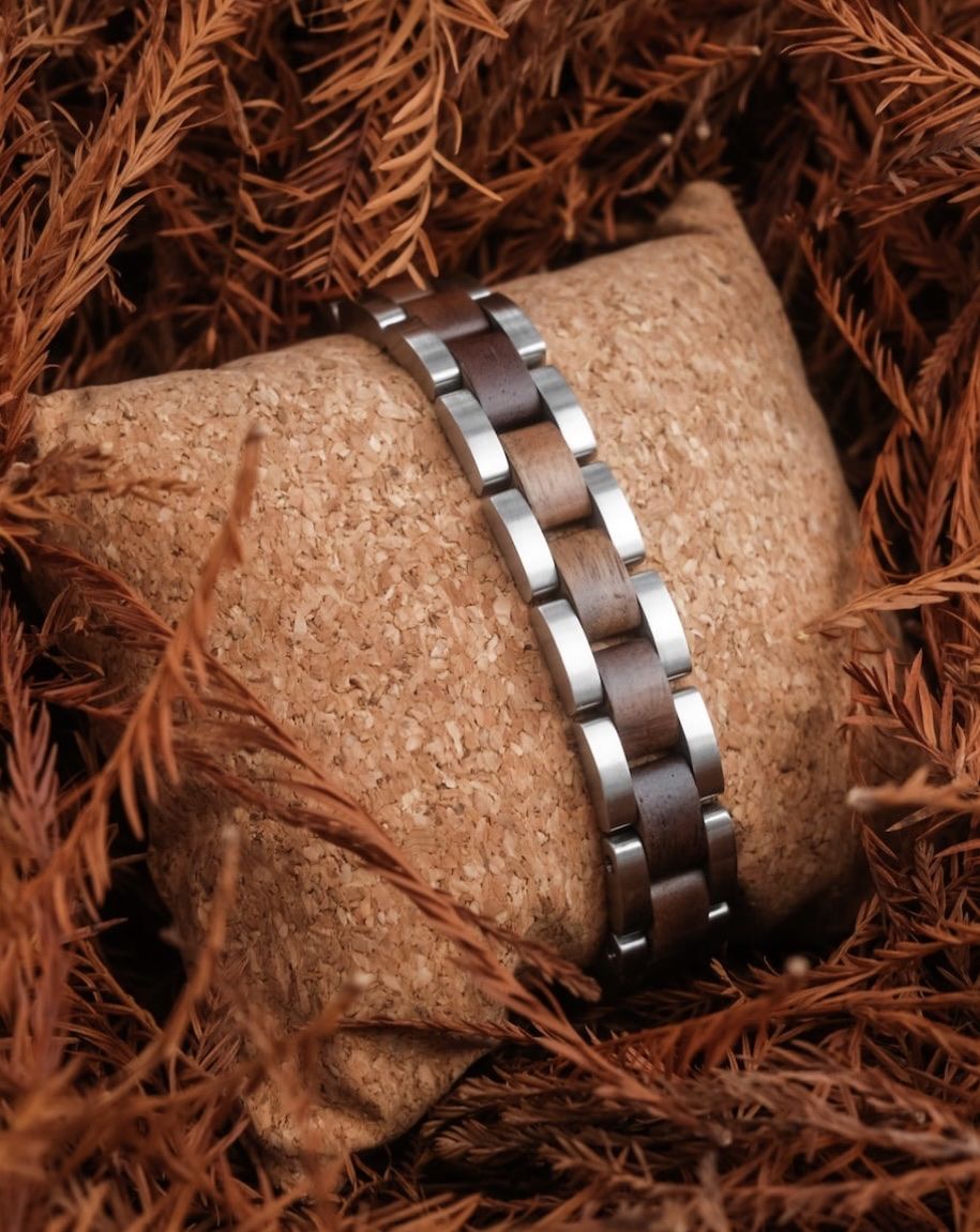 Bracciali & Braccialetti: 2 Armbänder von Holzkern – Usato da Rafz venduto da Anirocznetz 5