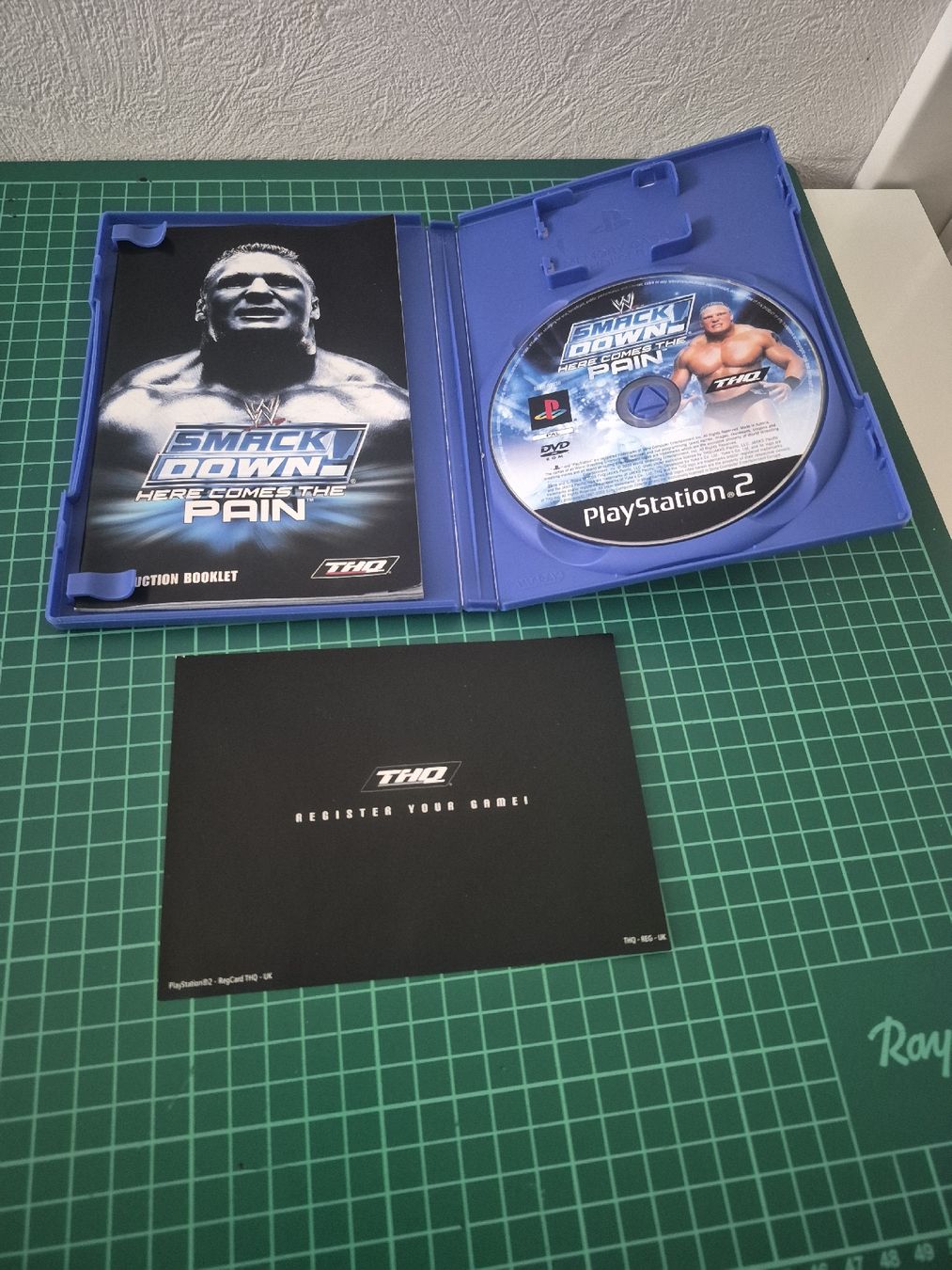 Sony Giochi: WWE Smackdown PS2 Bundle - Just Bring It & Here Comes pain  – Usato da Meyrin venduto da Retro-GZ 2