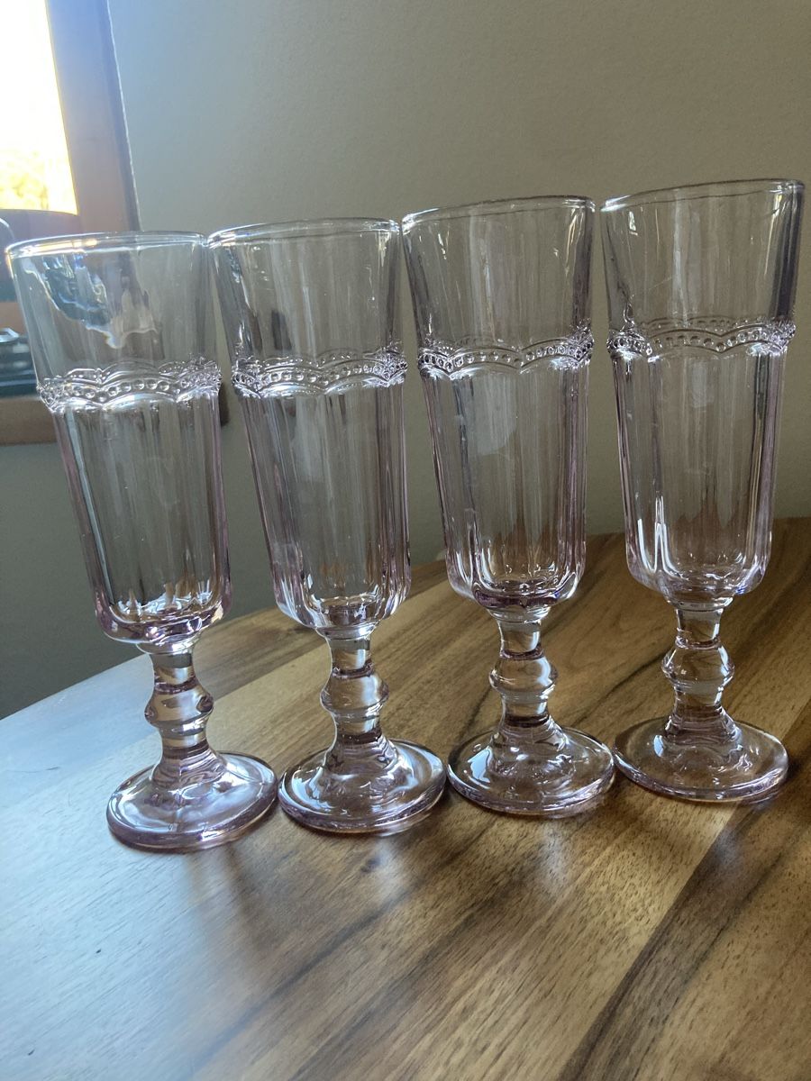Gläser: Chic Antique Champagnergläser – Gebraucht aus Arlesheim von nin_wl82