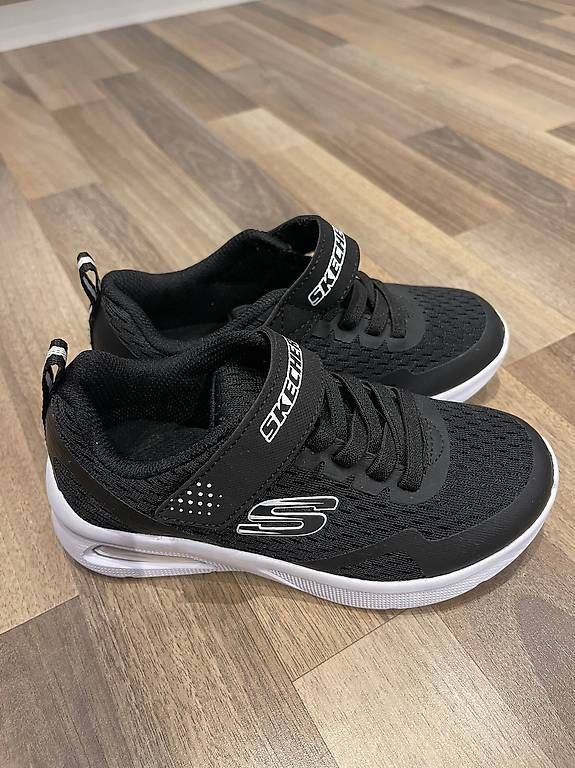 Scarpe per ragazzi: Skechers schwarz EU 30 neu – Usato da Therwil venduto da Bridges 1