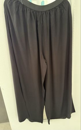 Sommerhose / Schlupfhose luftig leicht Grösse L 