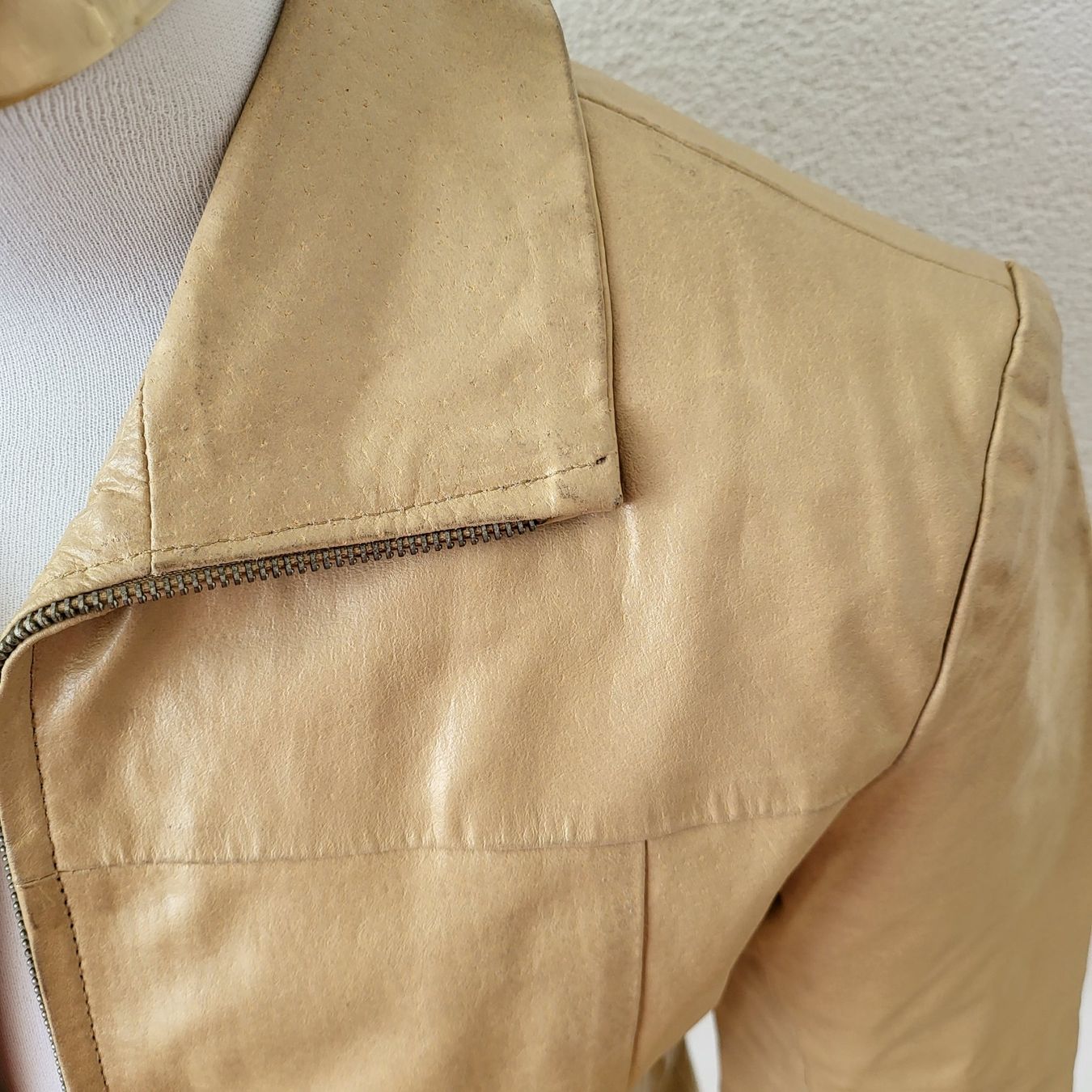Jacken: Lederjacke, beige, gebraucht, Gr. L – Neu (gemäss Beschreibung) aus Rorschach von mat_5zzq 1