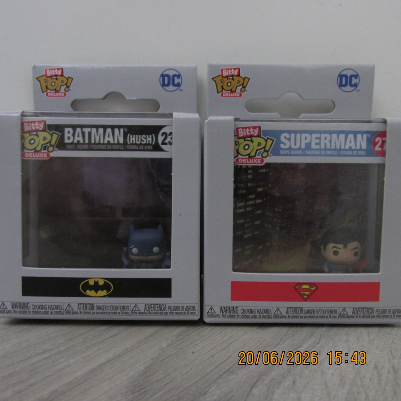 Funko Statuette: Funko Pop! Deluxe Bitty Batman Superman Set neu – Nuovo e nell'imballaggio originale da Galgenen venduto da Forflowers 1