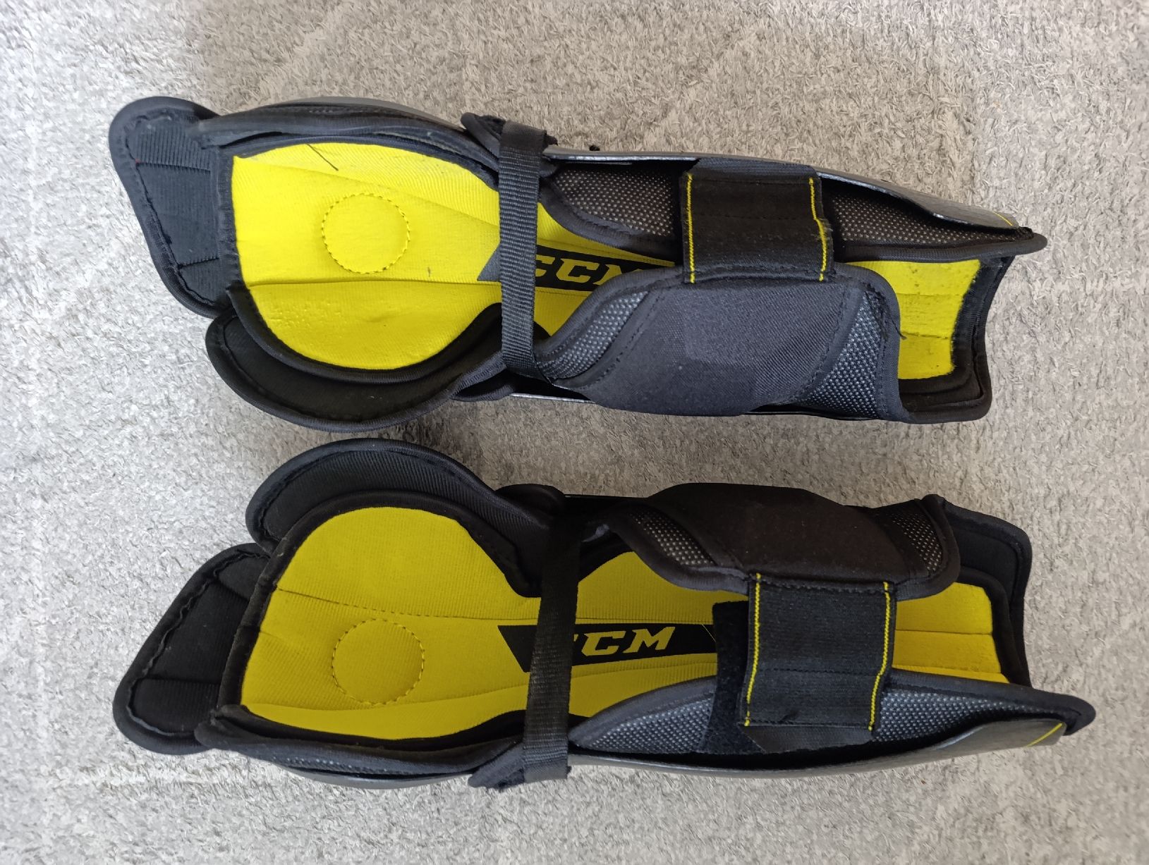 Ccm Protezioni & Imbottiture: CCM Tacks 9040 Schoner – Nuovo (secondo la descrizione) da Richterswil venduto da NovemberGZ 1