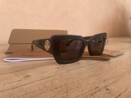 Burberry lunettes de soleil Daisy Noir 