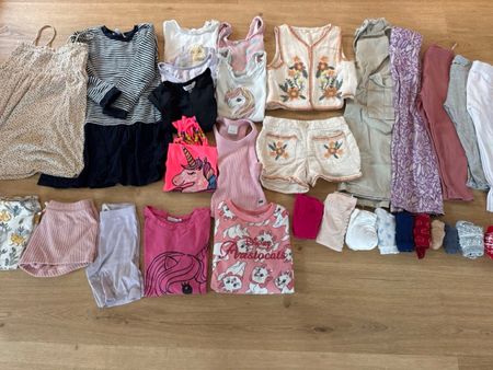 Kleiderpaket Mädchen 6 jährig alle zwischen gr 116/122
