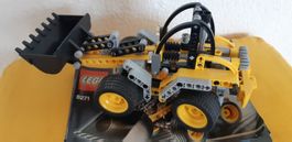 LEGO-Technic Bagger gross (8271)