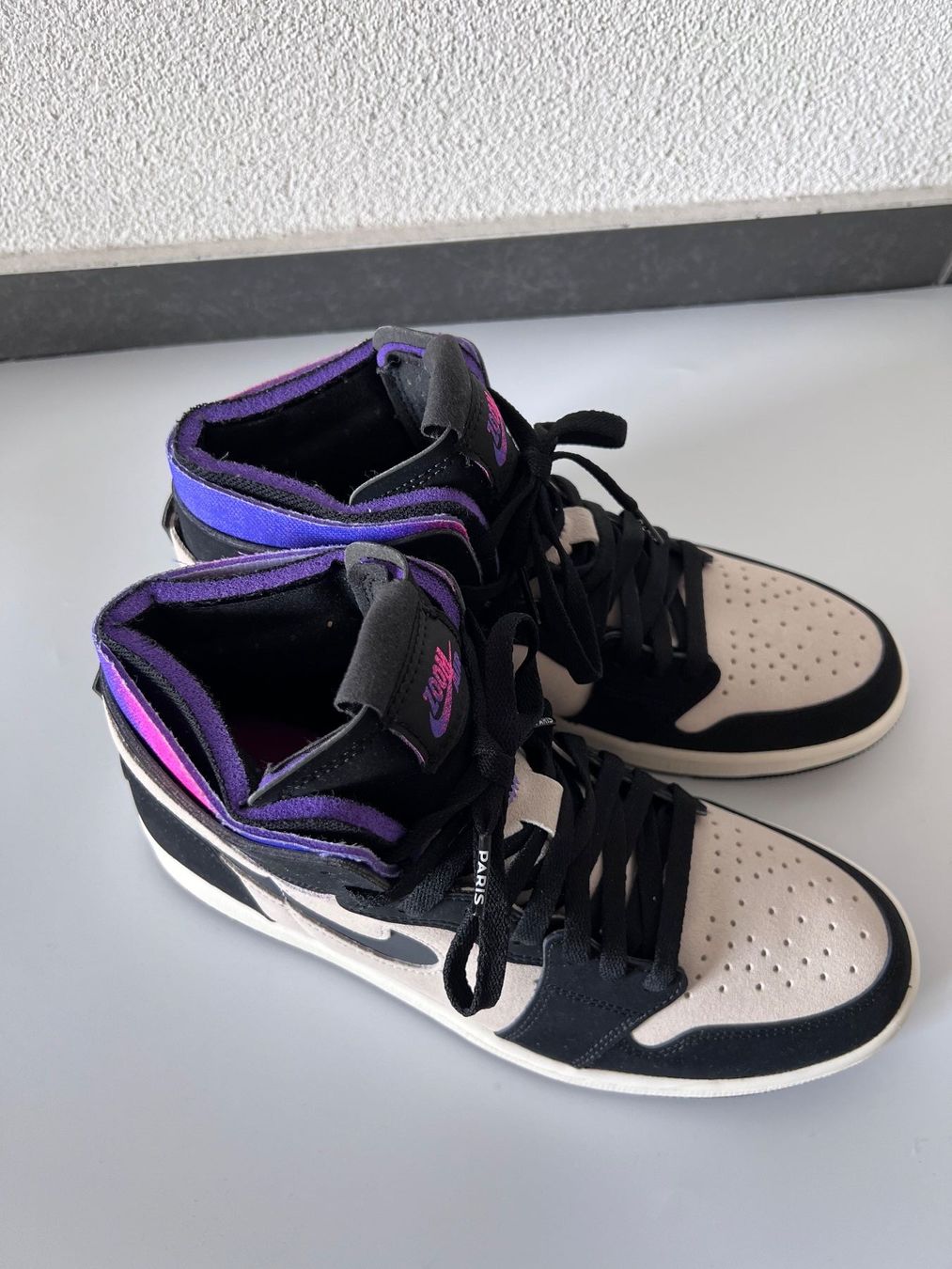Jordan Scarpe da uomo: Original PSG Jordan 1 High Grösse 42 – Nuovo e nell'imballaggio originale da Frauenfeld venduto da isa_9cy7 2