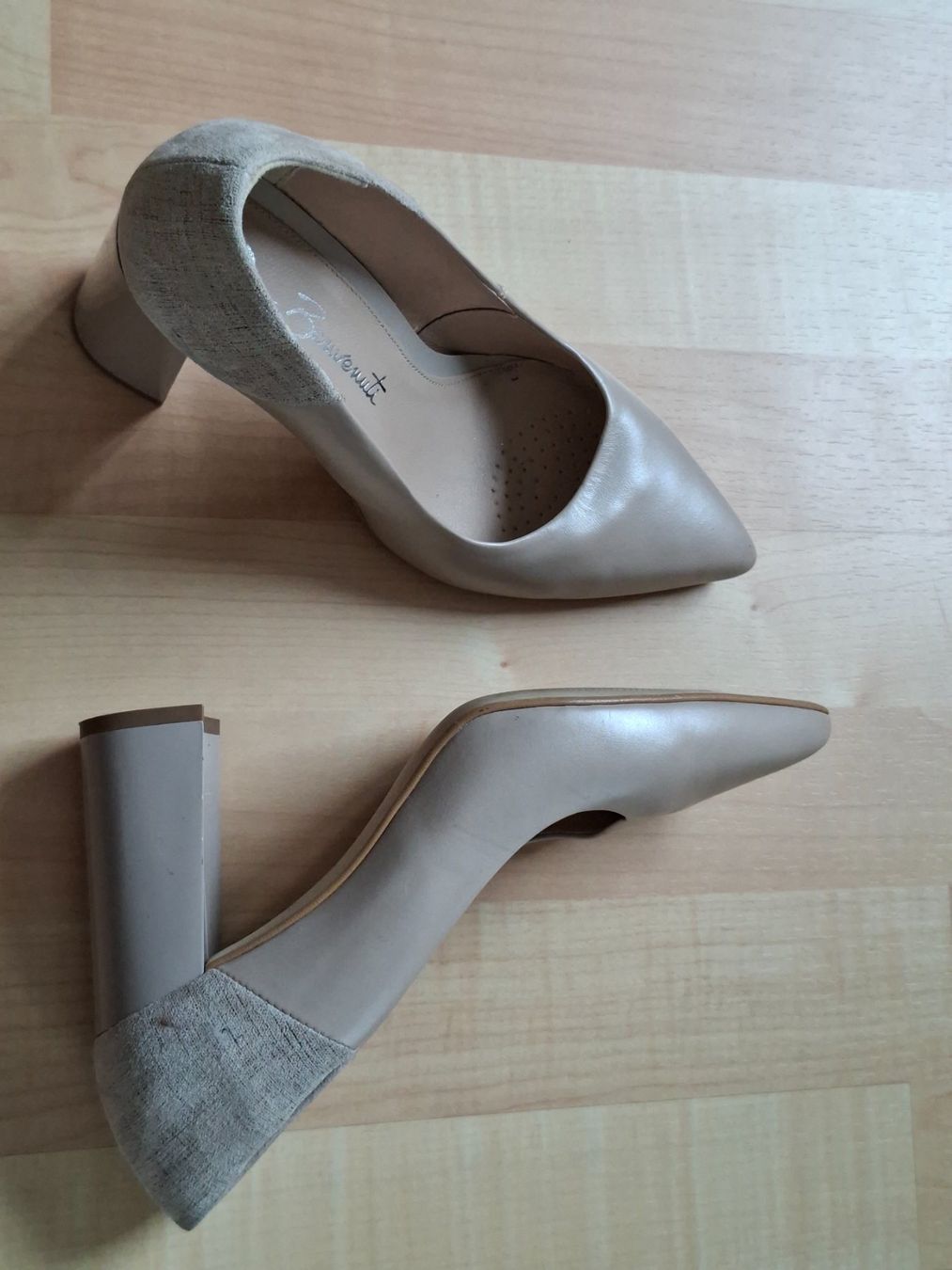 Chaussures femmes: Pumps Gr. 39 Echtleder – D'occasion à Niederlenz par ion_gv7d 4